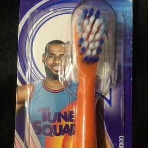 Space Jam Lebron James Colgate Toothbrush with 1AA Battery